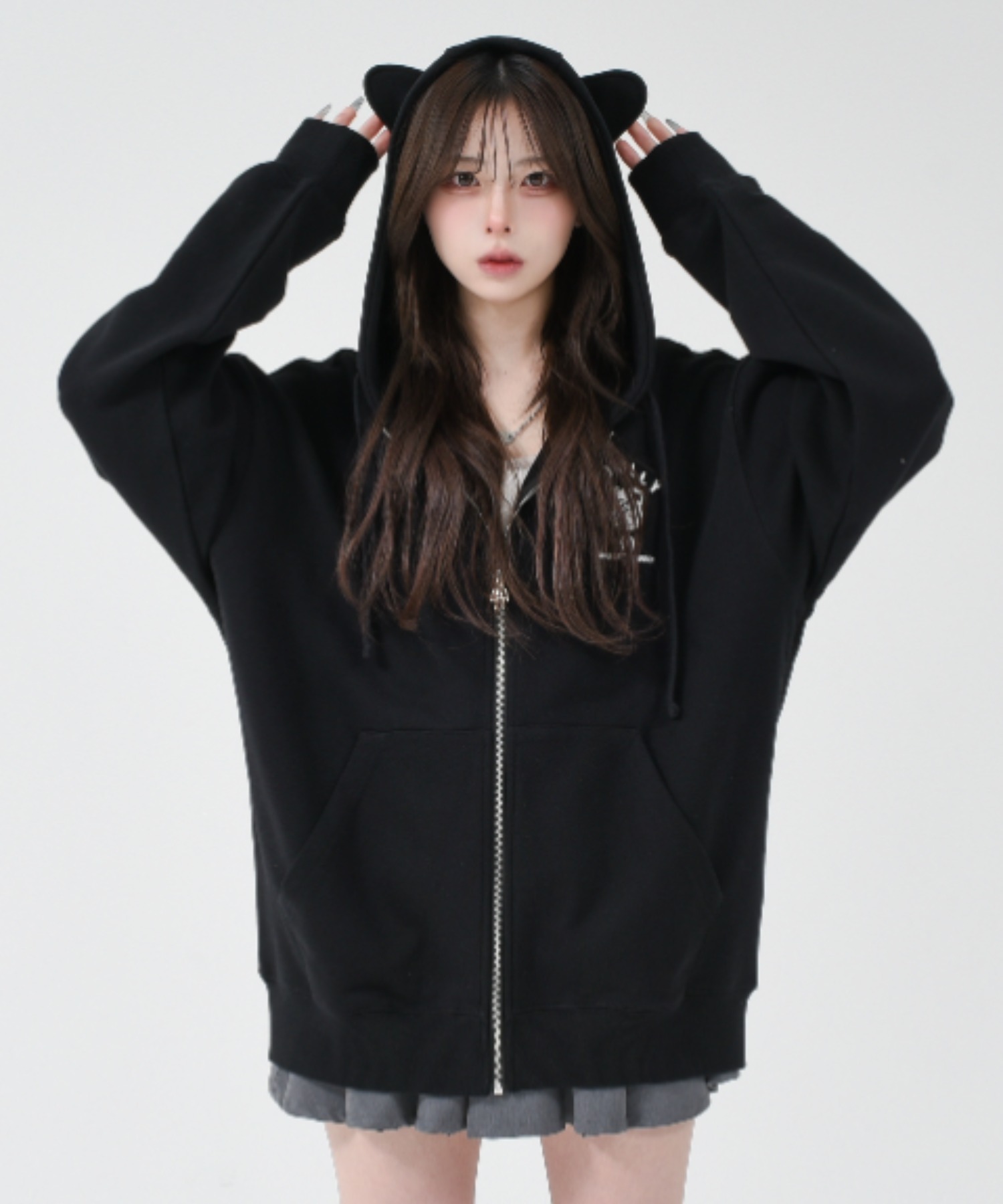 OY/オーワイ』 PLAYFUL ODOLLY EAR HOODIE ZIP UP/プレイフル