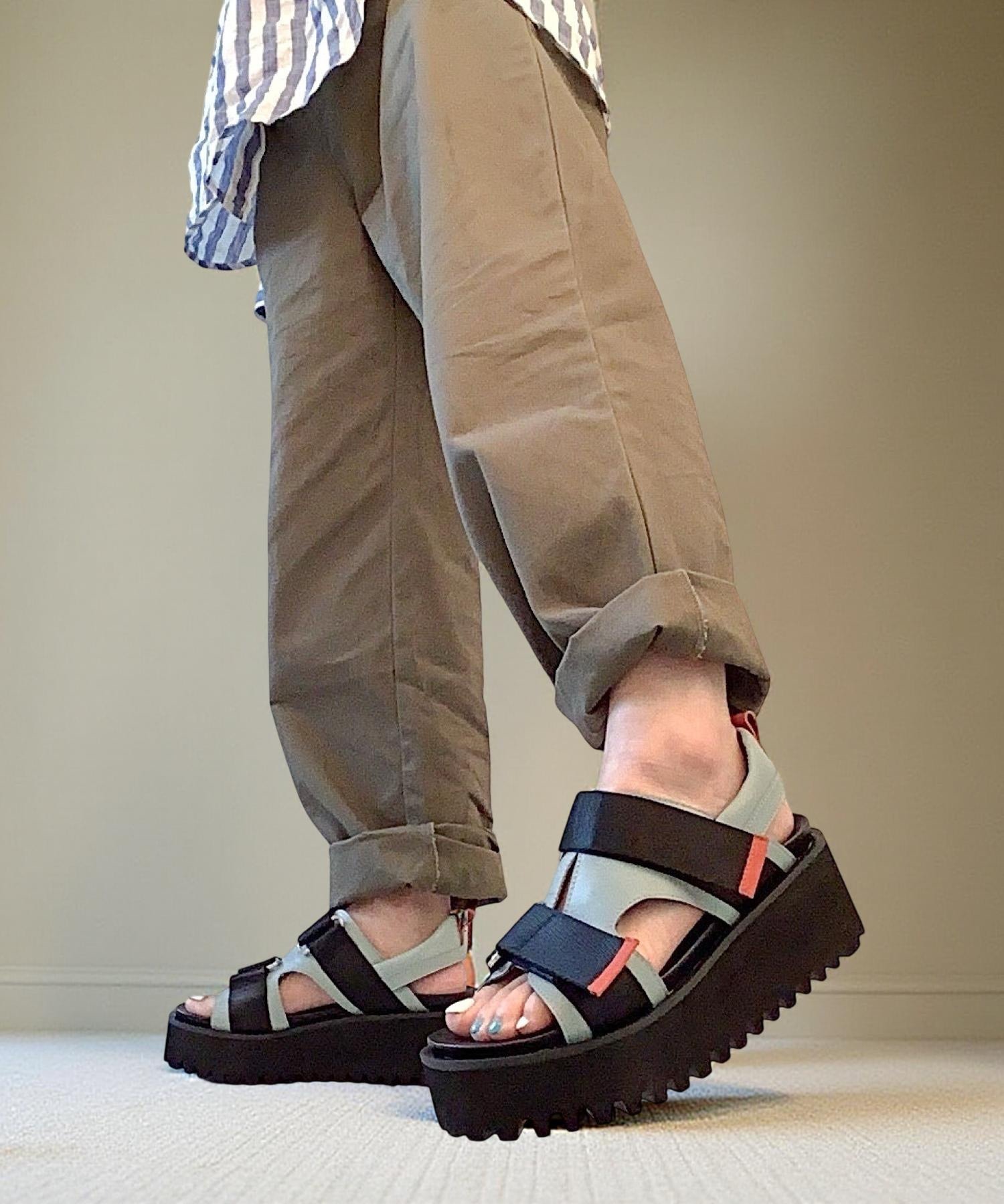 本革/厚底/6cm】キャタピラーソール ベルクロサンダル ALL BLACK