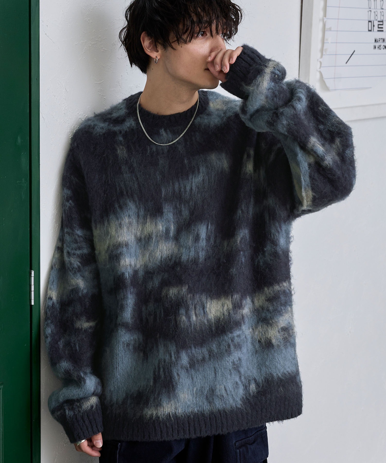 アブストラクトシャギーモヘアライク ルーズクルーネックニット MONO