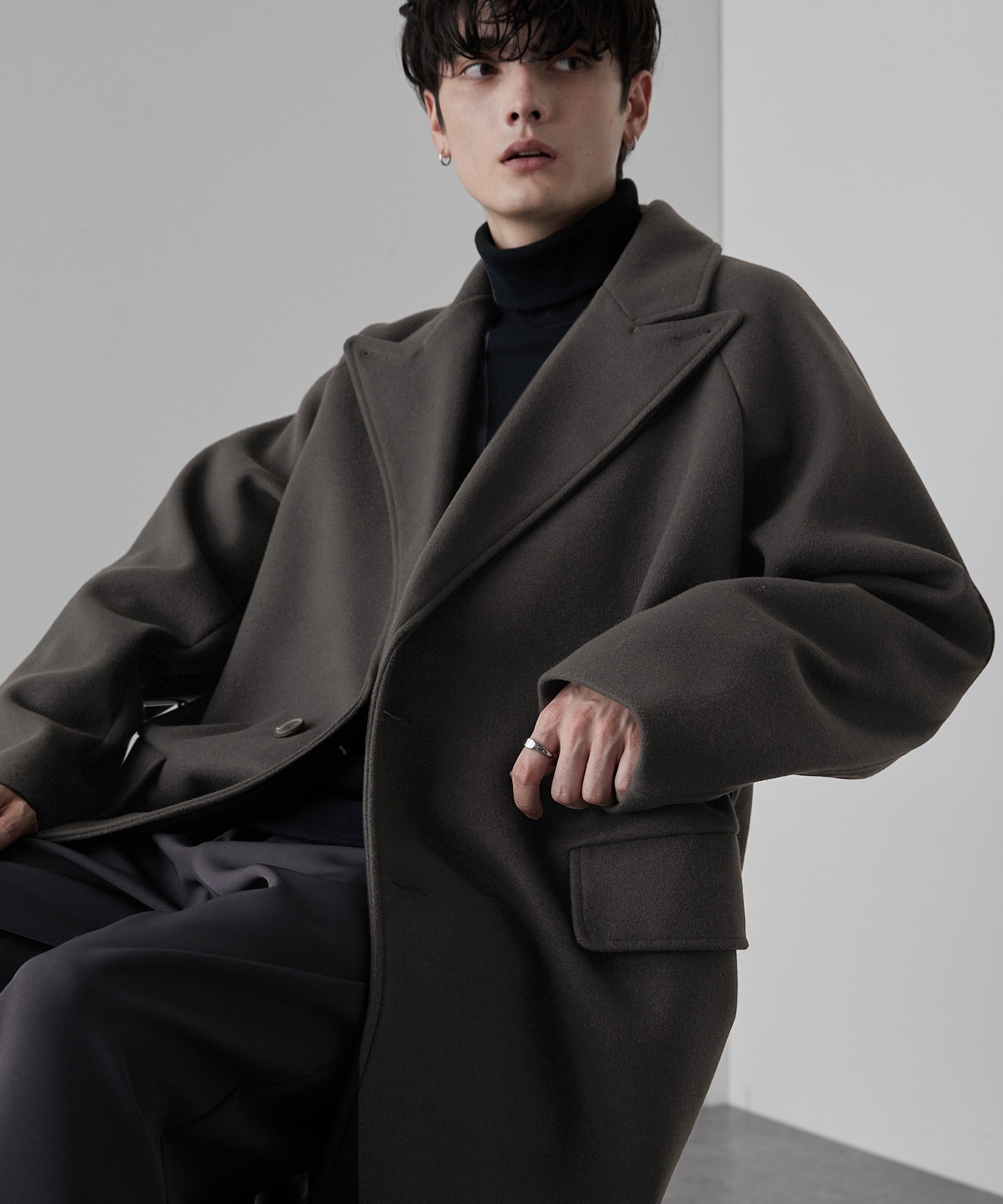 オーバーサイズメルトンラグランスリーブセミダブルチェスターコート