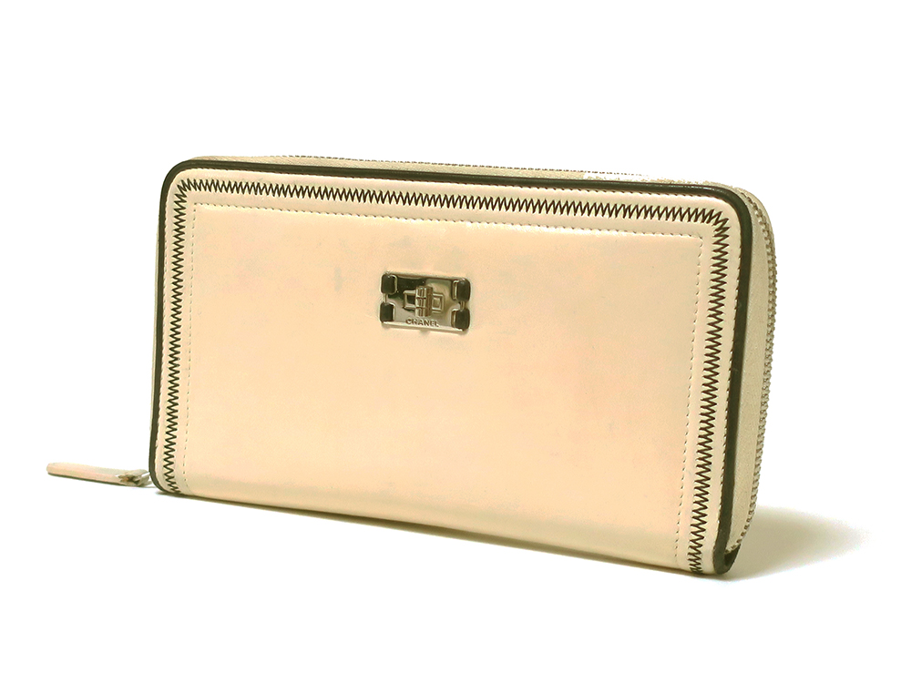 シャネル アイボリー クルーズライン 長財布 | 【オオクラヤ