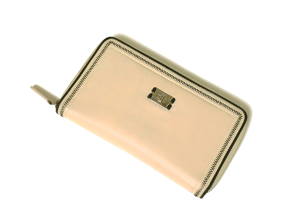 シャネル アイボリー クルーズライン 長財布 | 【オオクラヤ