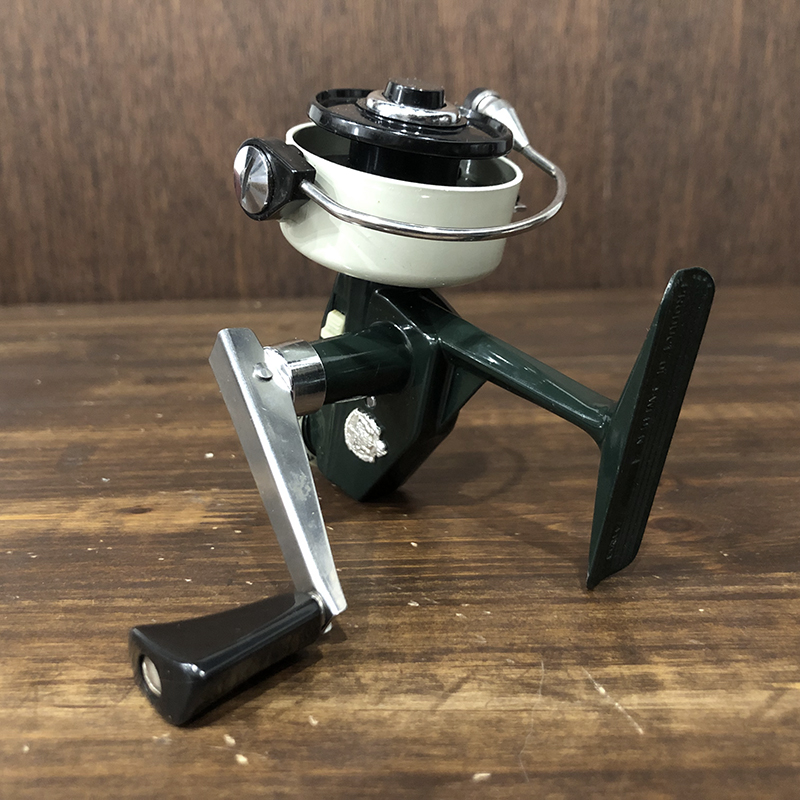 Abu Cardinal 33 Rocket Bail Spinning Reel アブ カーディナル 33