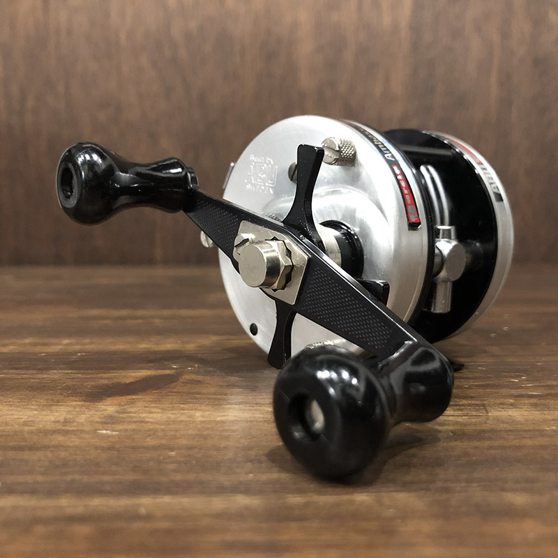 Abu Garcia Ambassadeur Light Cast 4500CB Mint アブ アンバサダー