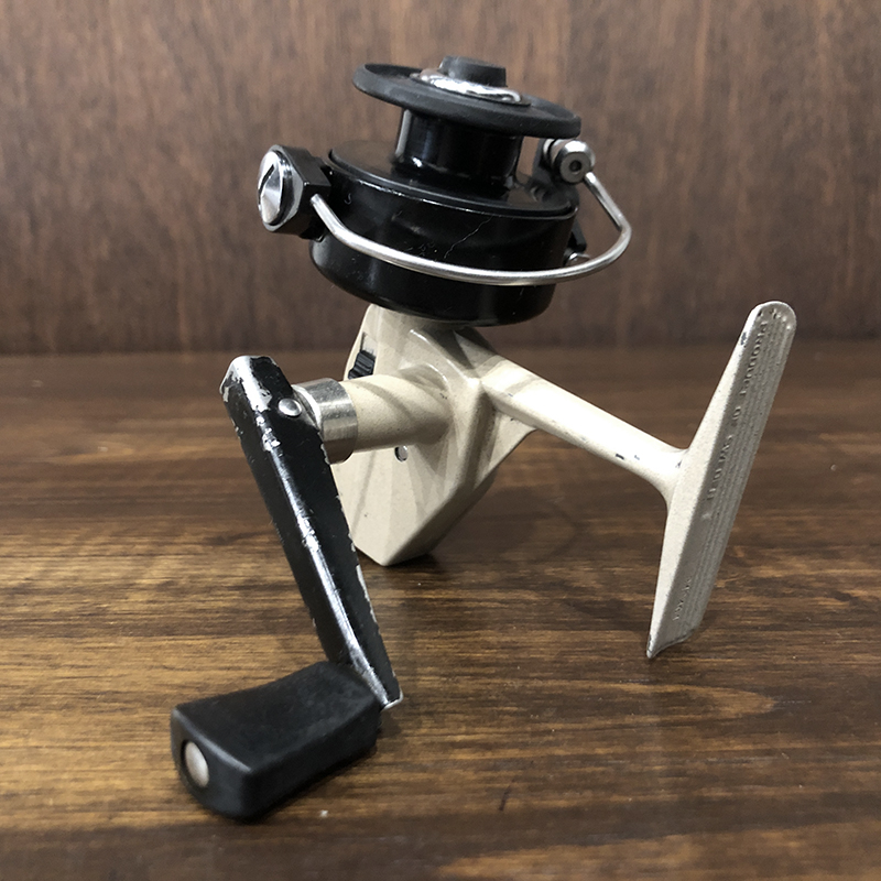 Abu Cardinal 3 Beige Spinning Reel '81 アブ カーディナル 3