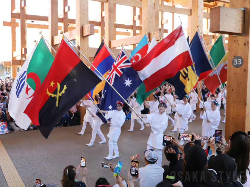 大阪・関西万博でフラッグパレード – OSAKA STYLE