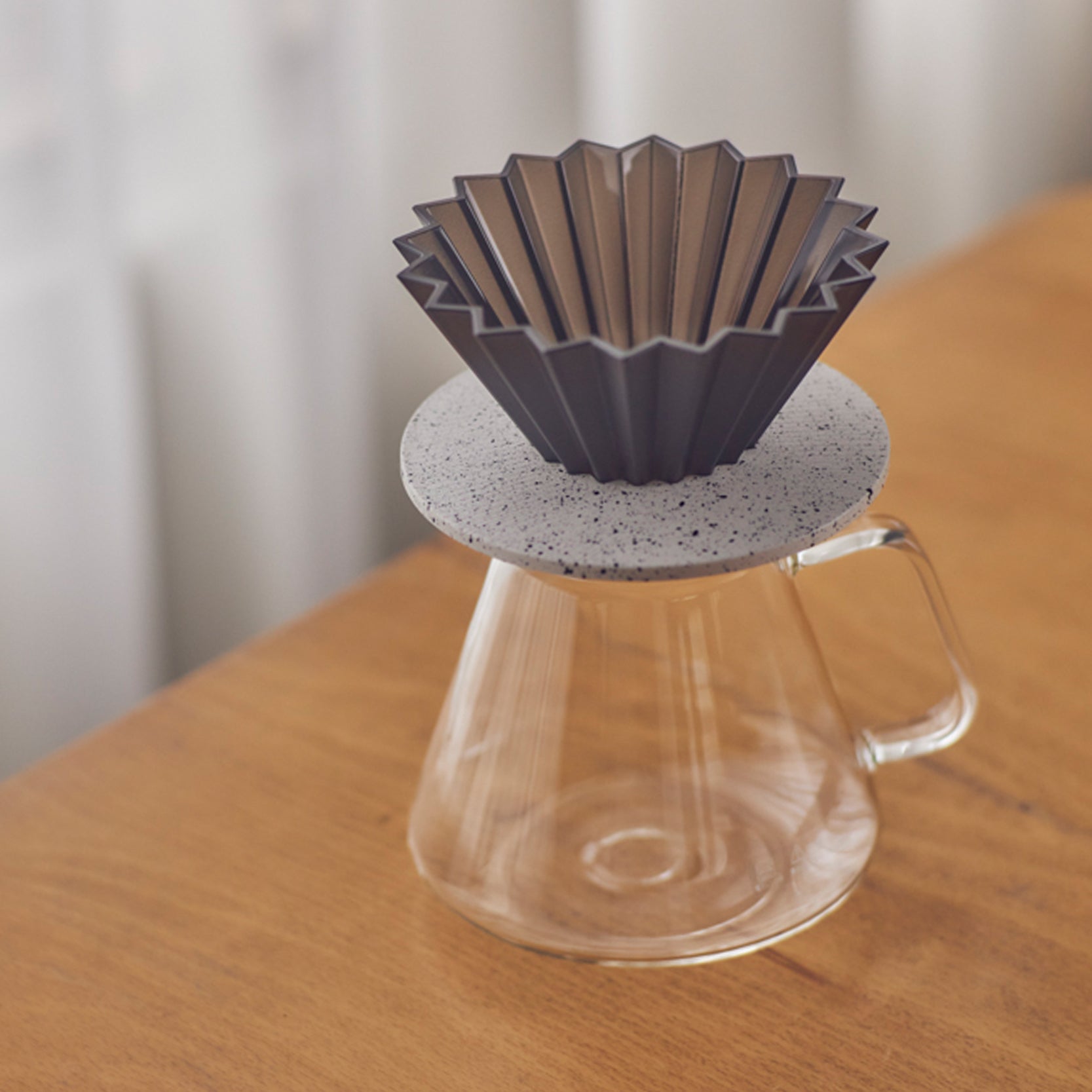 Dripper holder [Grain White x Black] – ORIGAMI Online Store