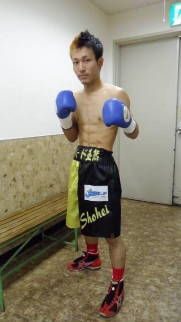 先日、後楽園ホールで行われたボクシング・ライトフライ級4回戦で