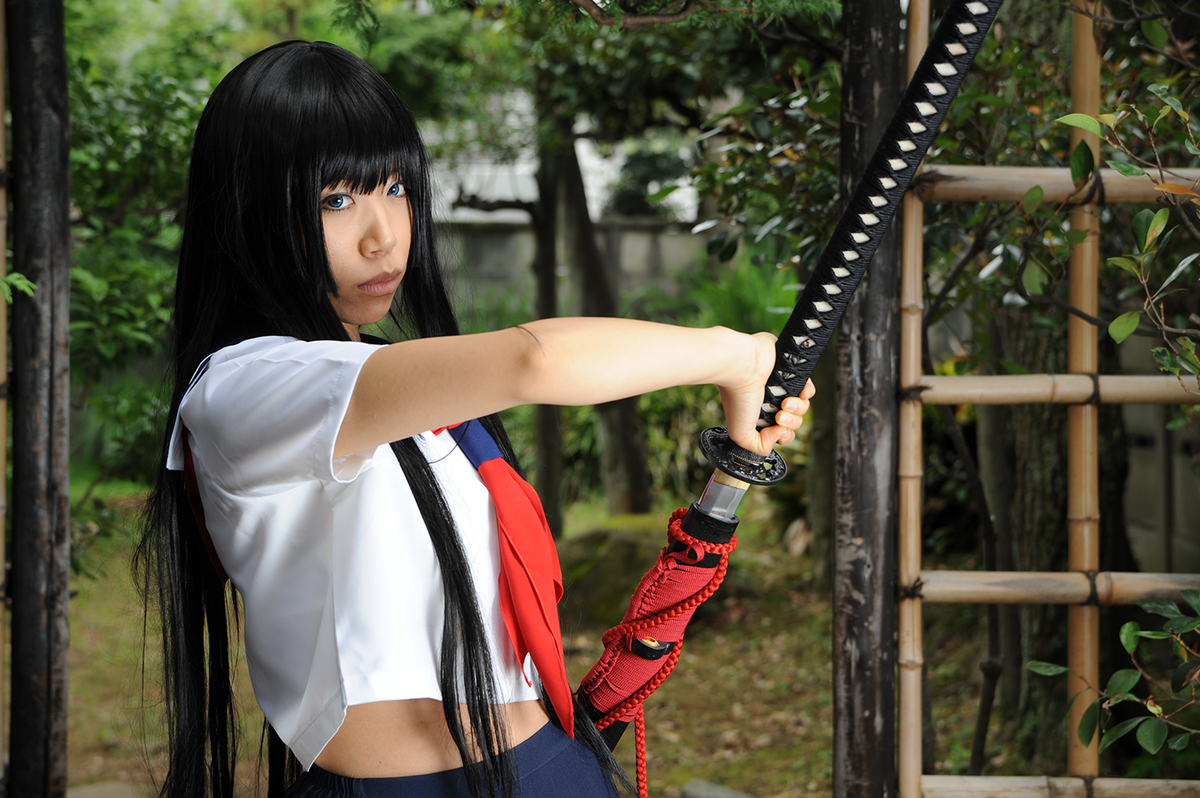 大太刀の作例サンプルになるのかな、3年前に撮ったセーラー服と斬馬刀