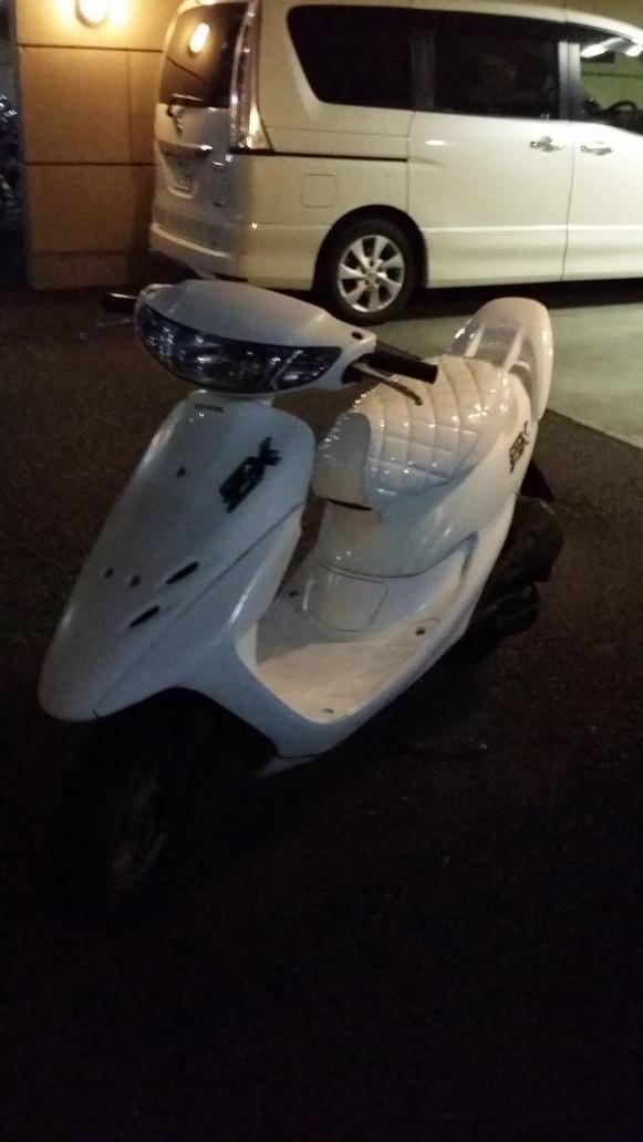 ZX売ります 改造点 エナメルシート新品です ヘッドライト内にLED仕込ん