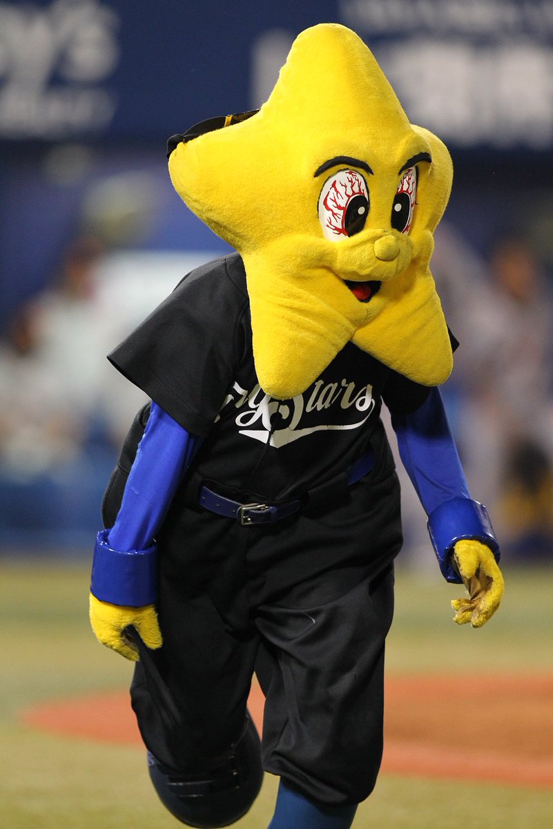 横浜大洋ホエールズ時代に活躍した選手中心の「TEAM YOKOHAMA」と