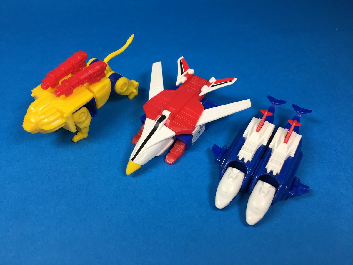 超獣戦隊ライブマン」食玩メタル合金ライブロボ。当初は200時X3(＋別