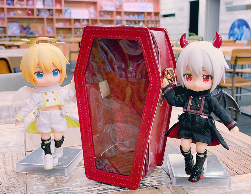 ねんどろいどどーる おでかけポーチ casket 赤 レッド 棺桶 フィギュア