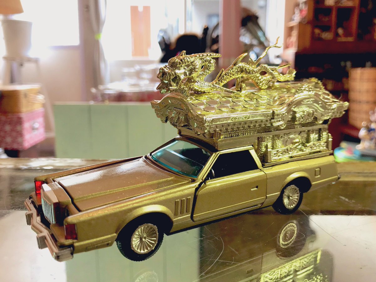 □ #奇声の入荷 □ 安価な葬儀が主流となった現代ではほとんど見かけ