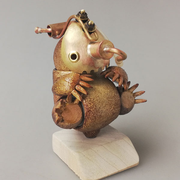 末吉晴男作品【 鉄仮面軍団 アベンジ・モールズ 】 販売開始致します