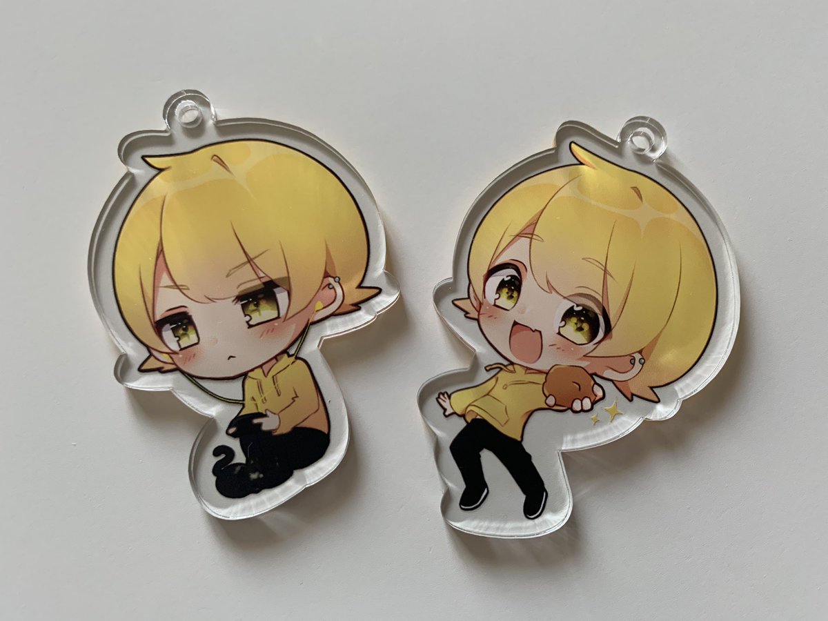 缶バッジ 6時のおやつ あっきぃ アンプ アクキー からつけあっきぃ ぷりっつ