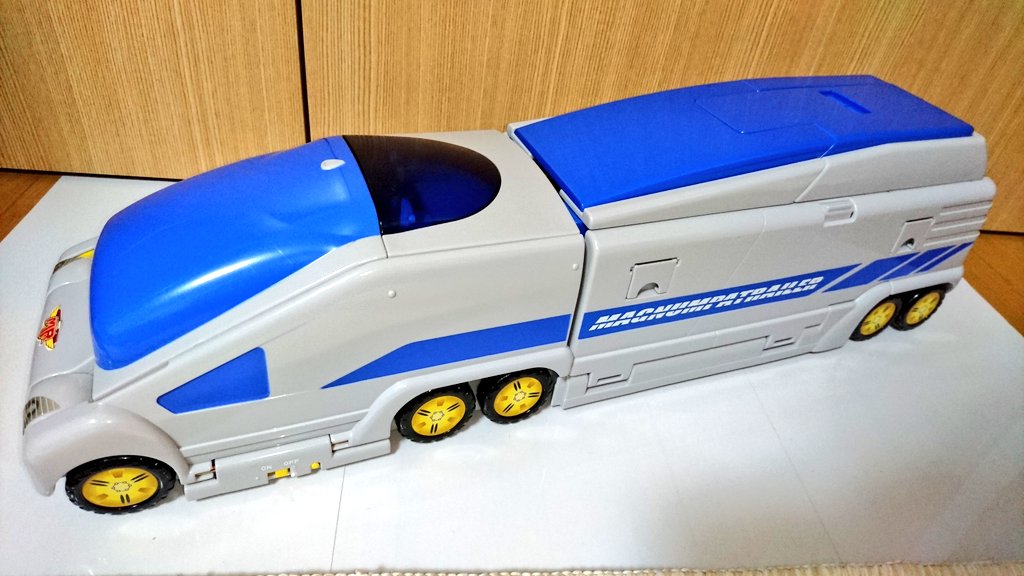 こどもの日 #トミカ 皆さんこのドデカい玩具をご存知ですか