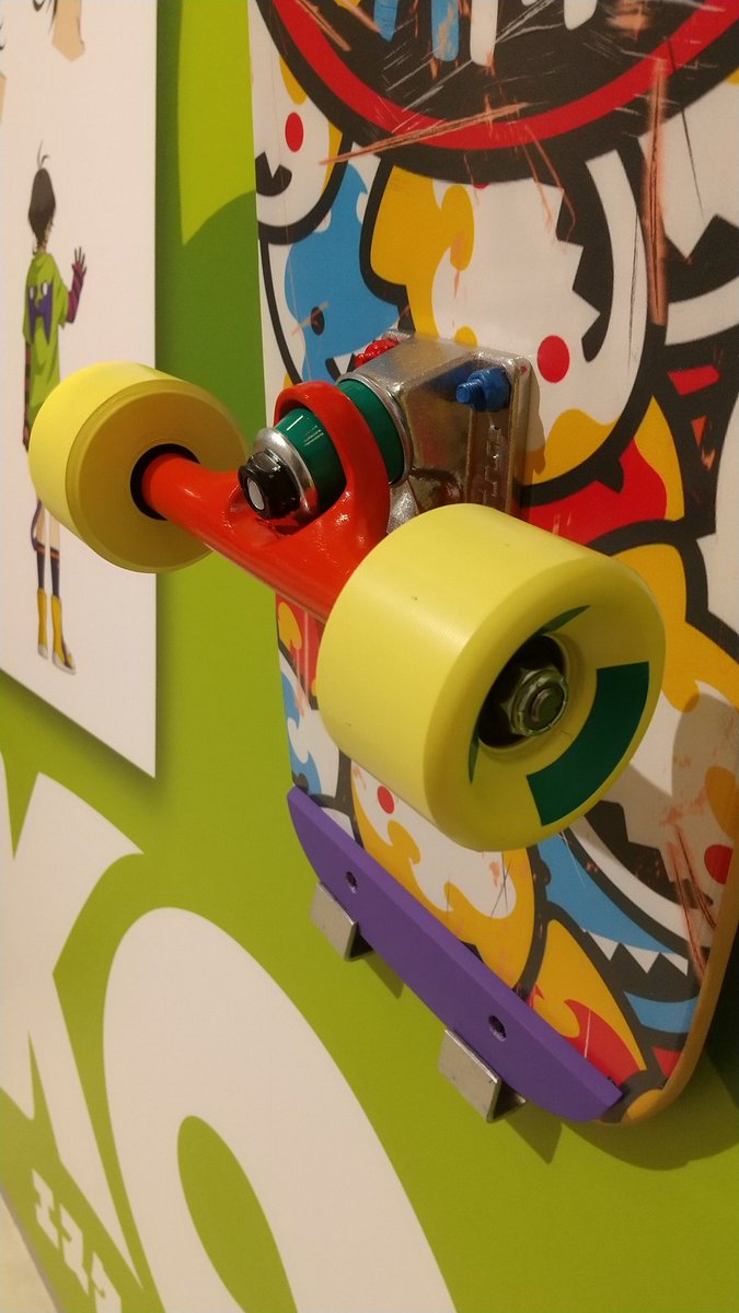 SK∞ エスケーエイト× Fave Park展示 スケートボード 知念実也 横から