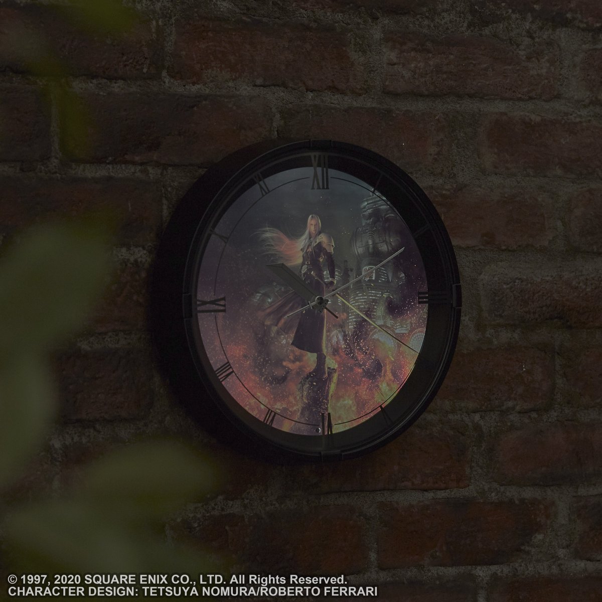 ファイナルファンタジーVII リメイク”より美麗な掛け時計が登場。 明暗