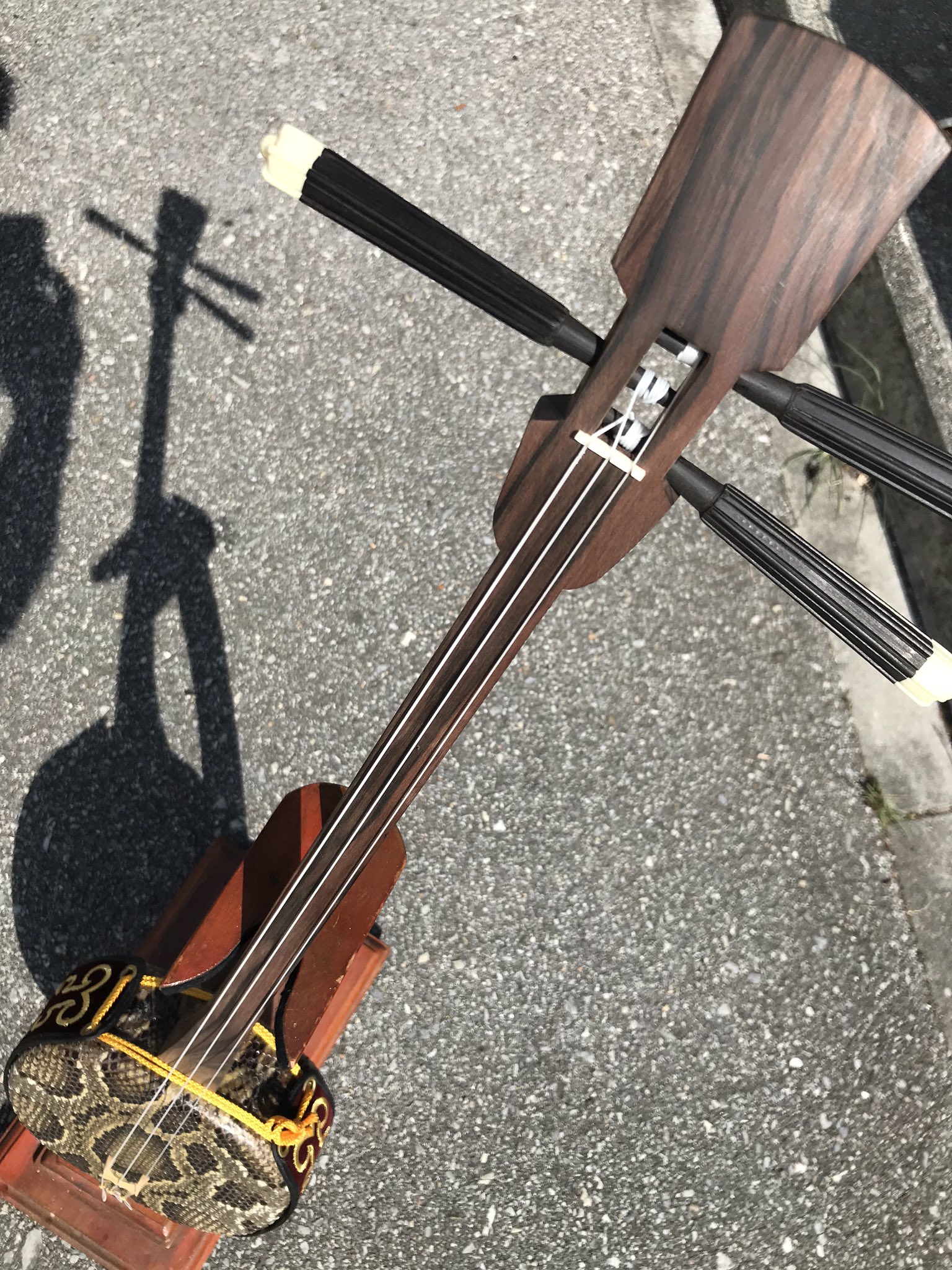 沖縄三線 カマゴン クバヌフニ 久場の骨 スンチー塗り 【公式通販】