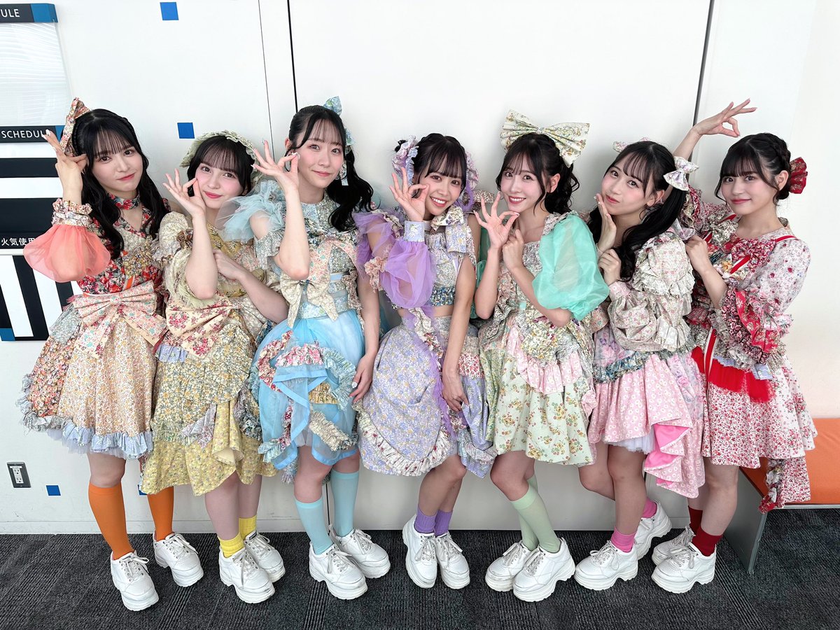 ✨🌈 #FRUITSZIPPER メンバー 🌈✨ 🧡鎮西寿々歌 @suzuka_fz1124