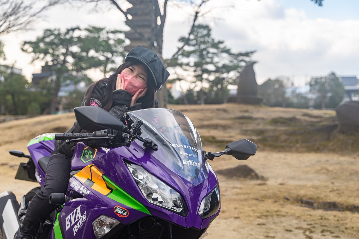 名前：NANA 性別：女 出身：奈良県 バイク：Kawasaki ninja250 TRICK