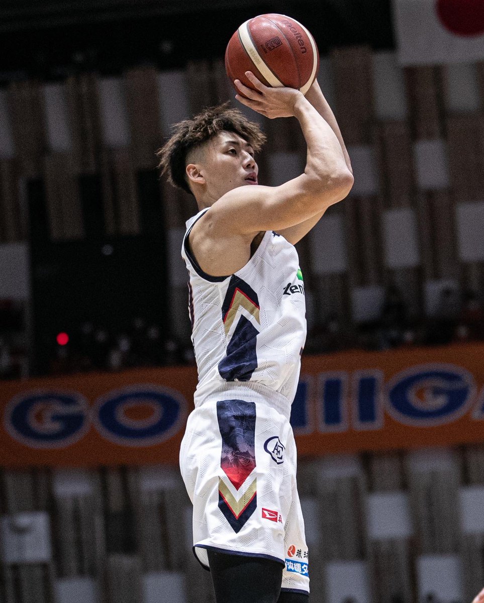 🟡🔵⚪️ 2021-2022 今シーズンもたくさんの応援ありがとうご