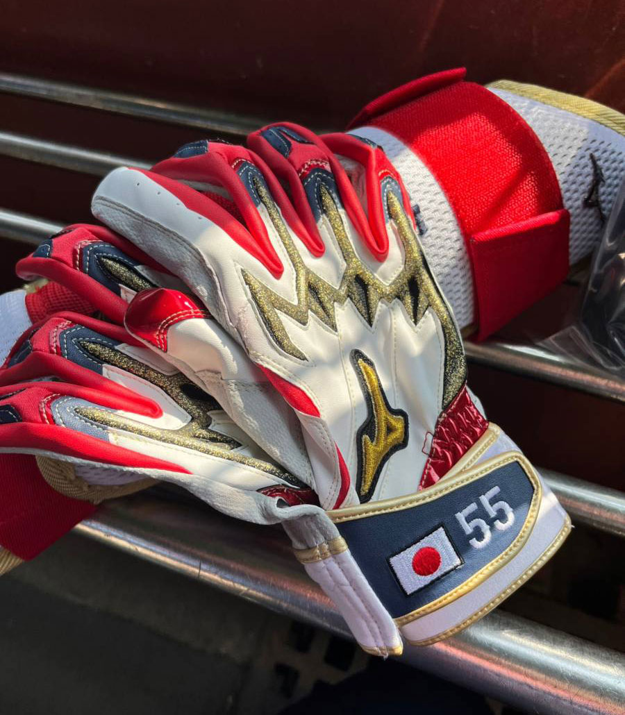 田村 実物 バッティング手袋 田村 実物 バッティング手袋 田村 実物