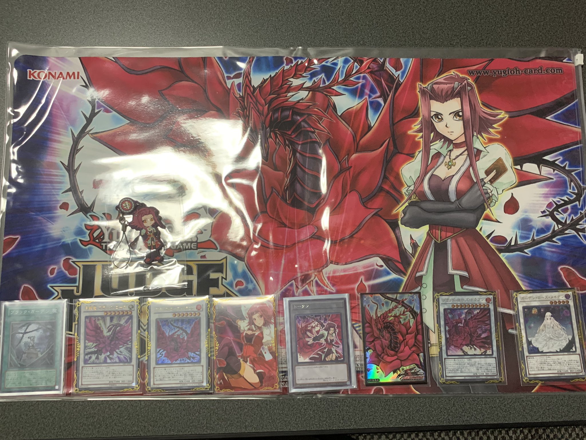 TSUTAYAトーナメントプレイマット 十六夜アキ ブラックローズドラゴン