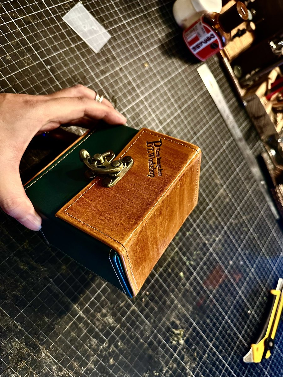 初売！Pvt.Workshop 極 本革 デッキケース ハーフ プロモーション価格