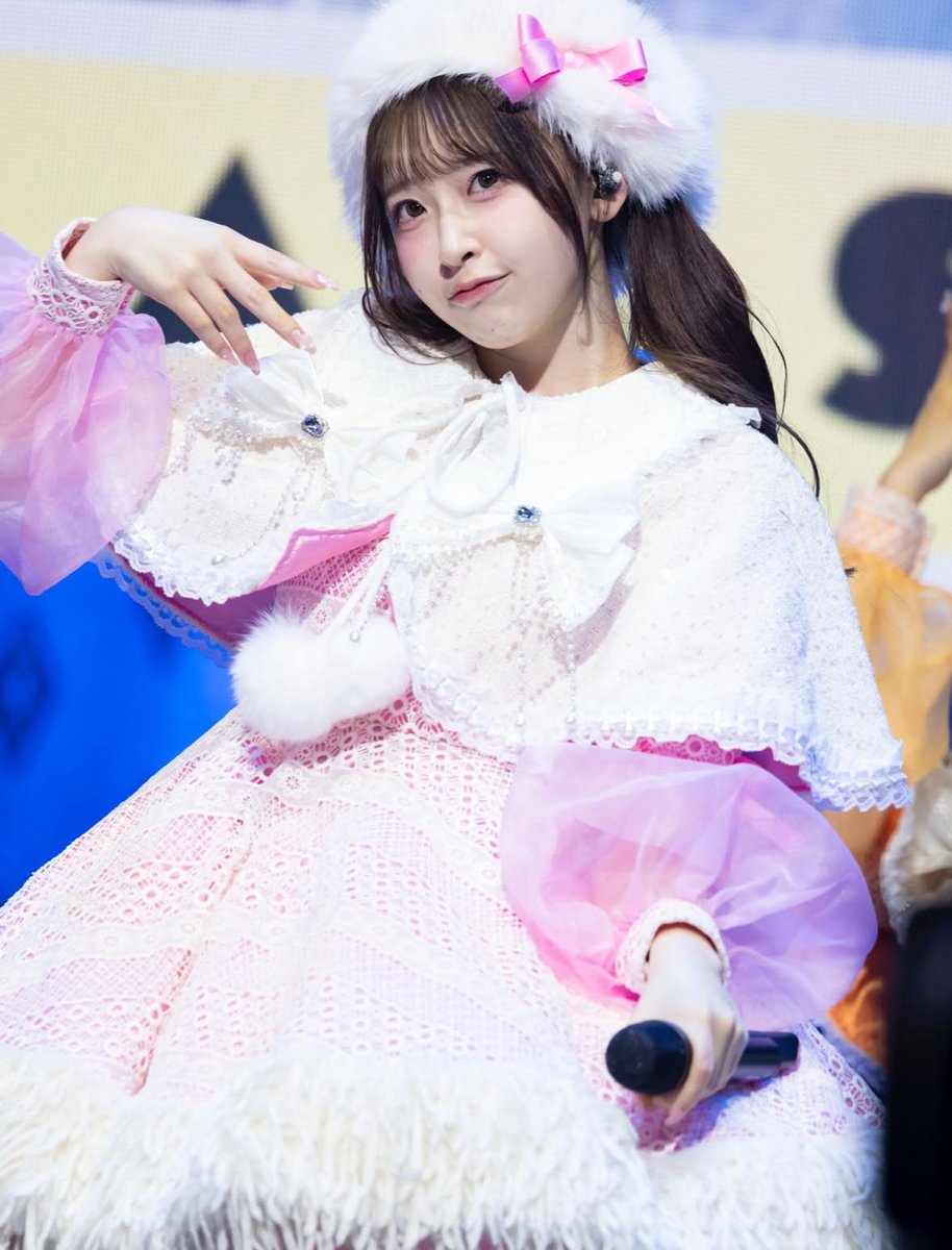 今年のクリスマス衣装も最高に可愛かった #桜庭遥花