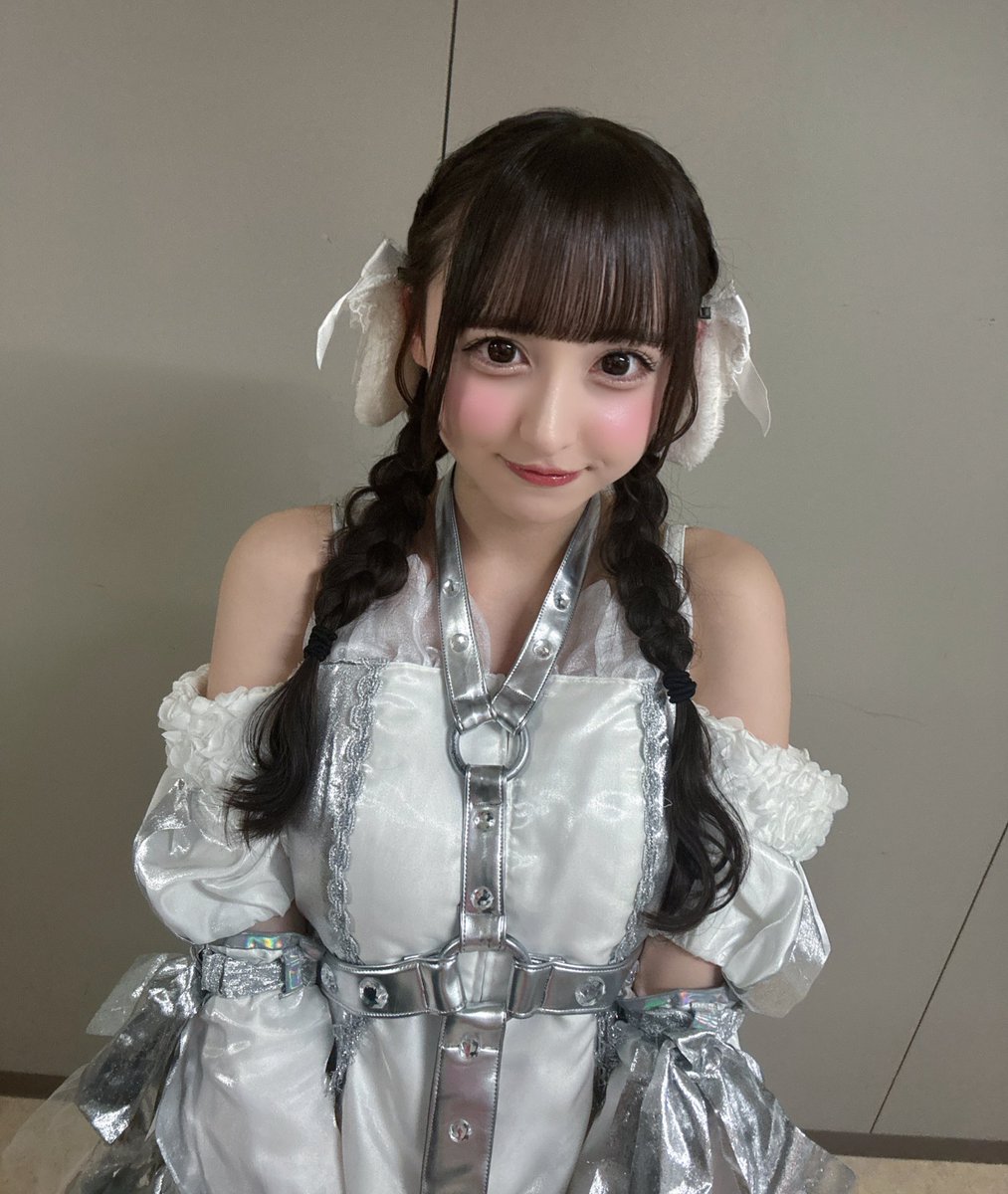 2025年 たくさんの幸せをありがとう🤍 Alt𓈒 𓂂𓏸