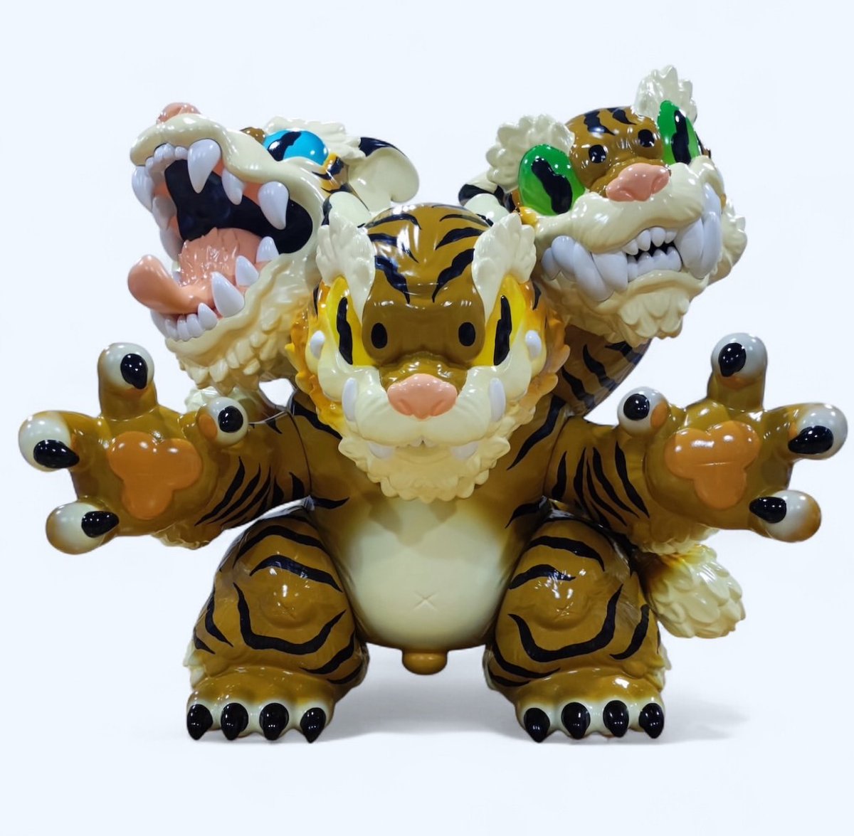 GRAPE BRAIN × STRANGECAT TOYS 「三面猛虎⚡️コショウ」 ヤマシロヤ