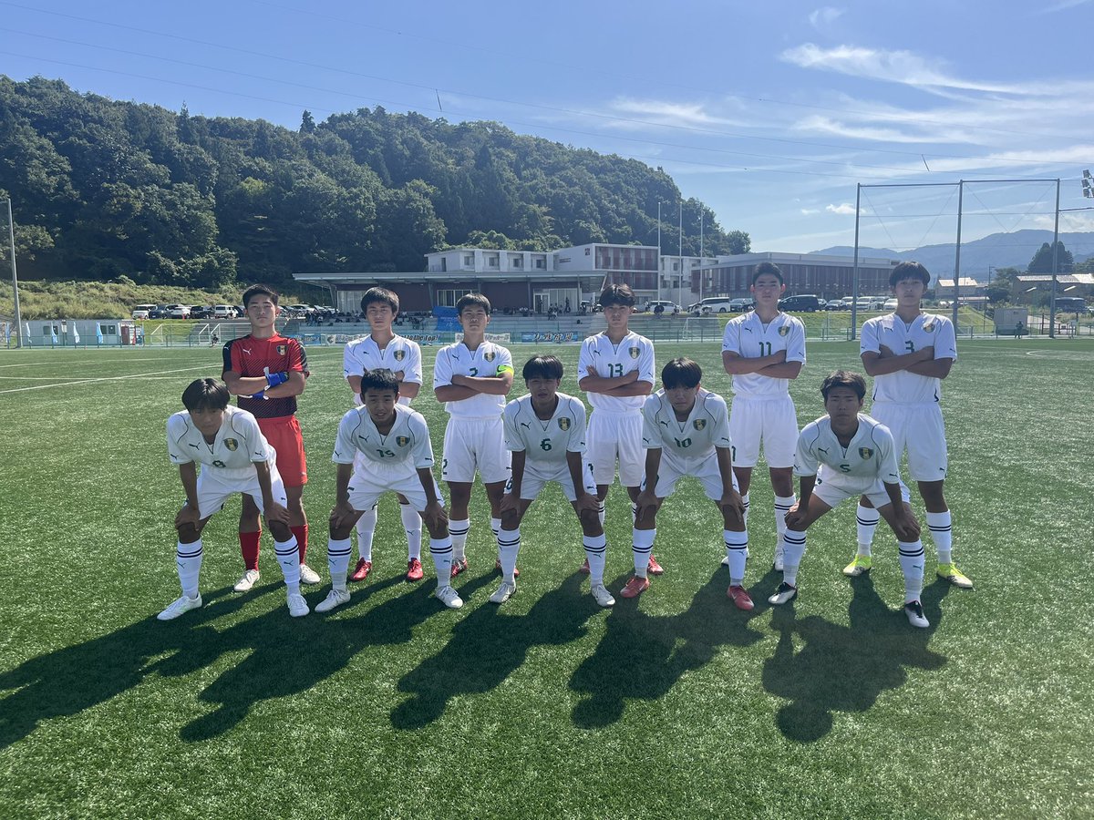 希少】ベンチコート 星稜高校サッカー プーマ 星稜サッカー ウェア