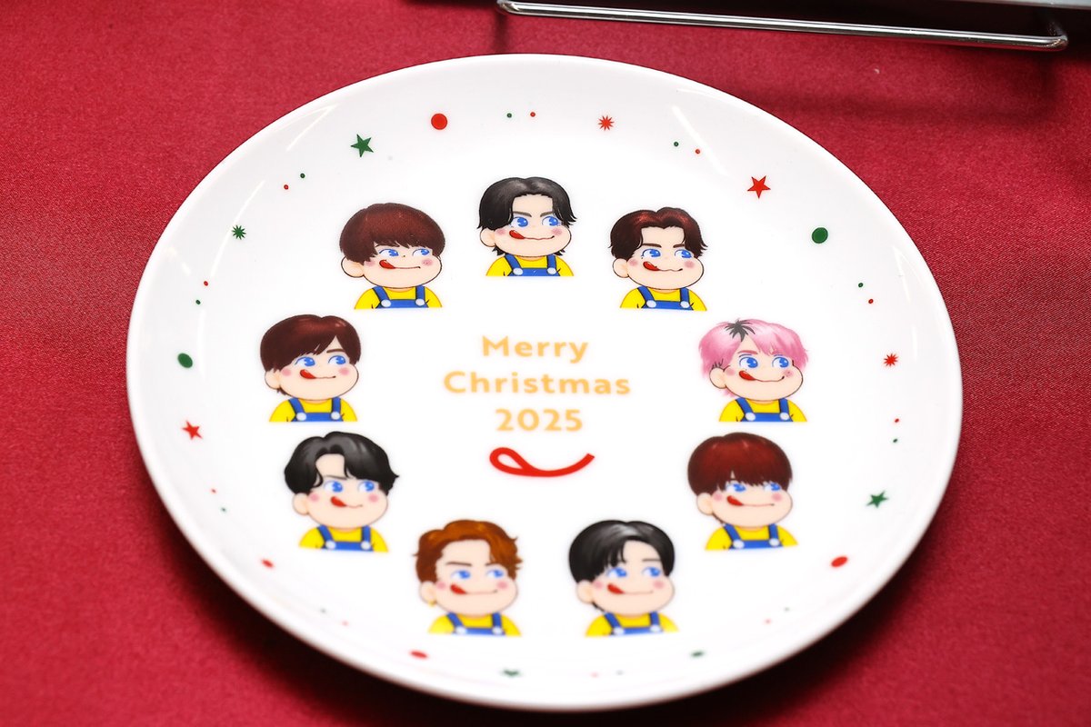 2025年不二家クリスマスで『FUJIYA×Snow Man オリジナルクリスマス