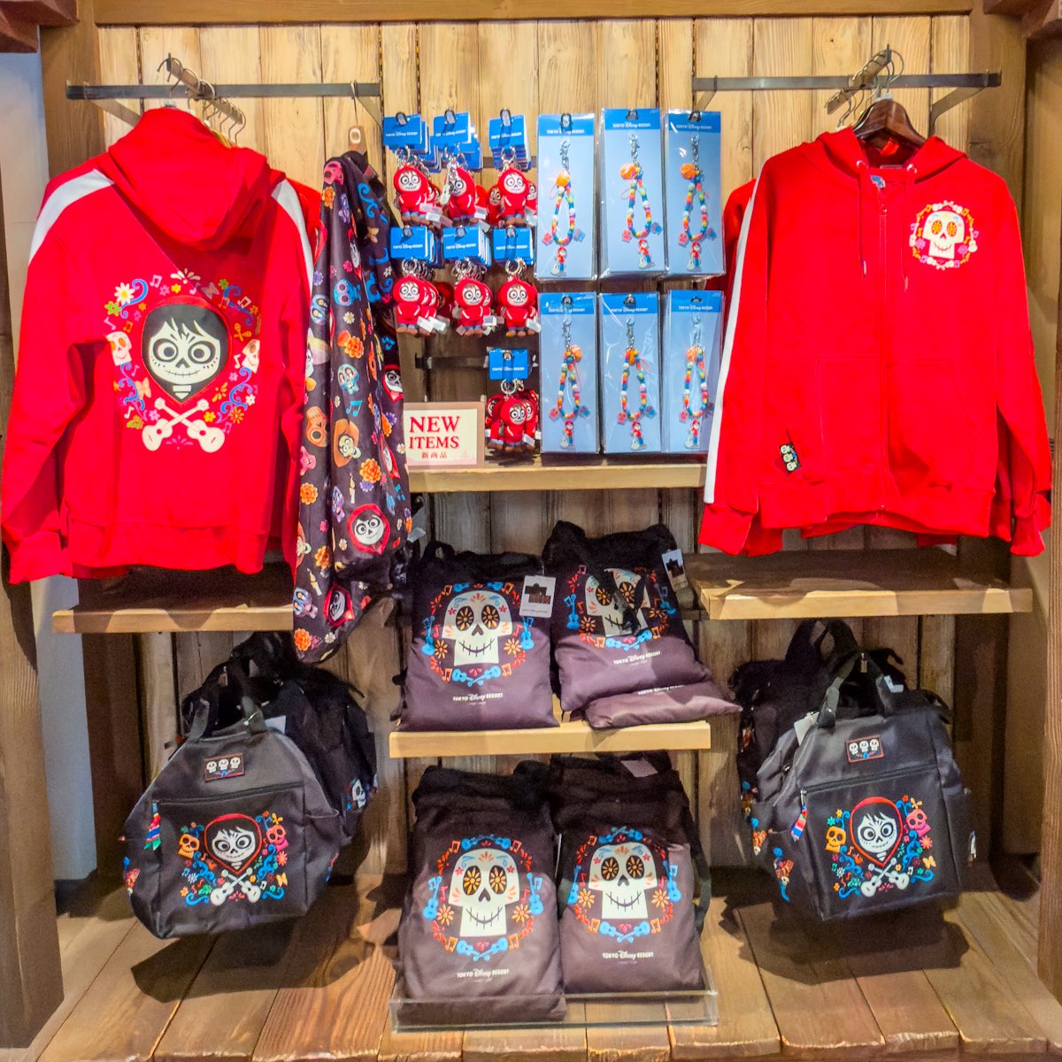 ガイコツに扮したミゲルデザイン！ 東京ディズニーリゾート 新作 『リ