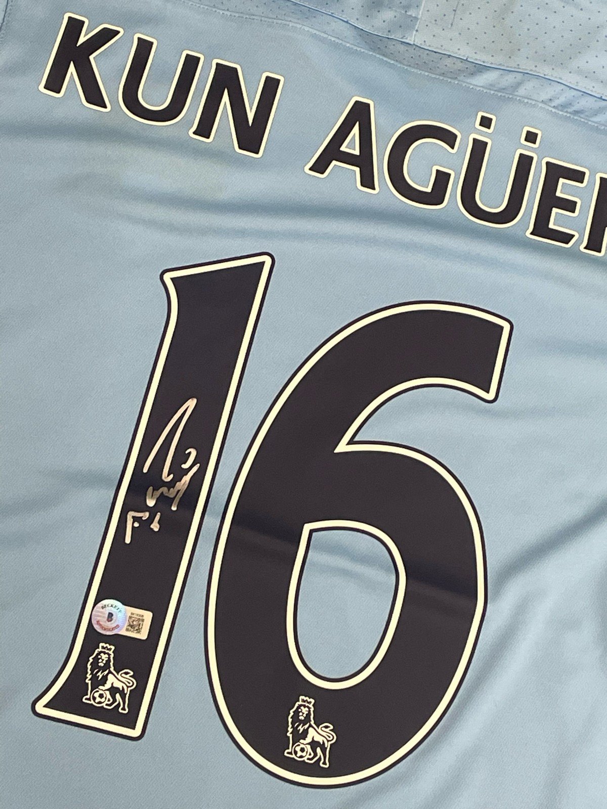 MANCHESTER UTD2013CHAMPIONS記念サイン入りユニホーム MANCHESTER