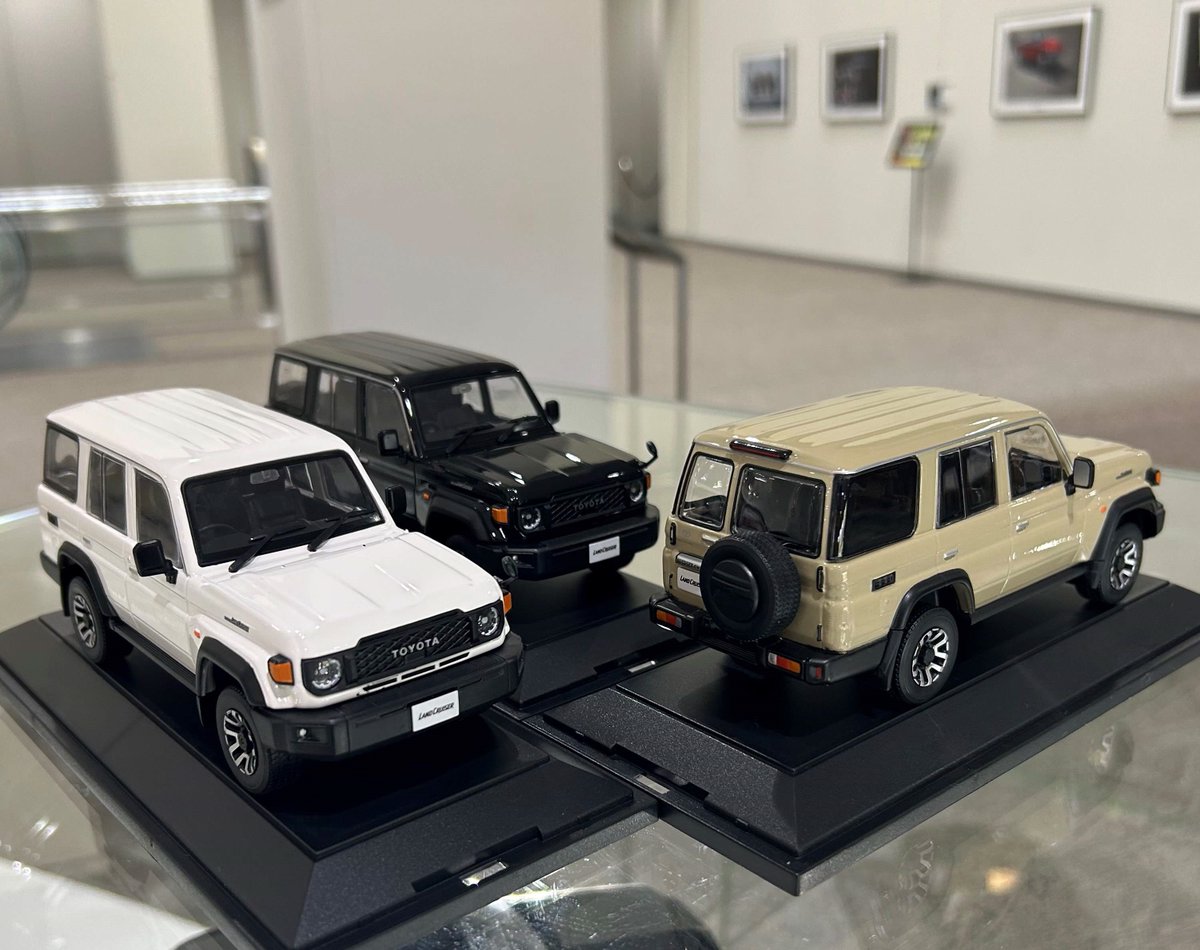 新型 #カラーサンプルミニカー 発売📢 ＼ 本日11月30日（木）より