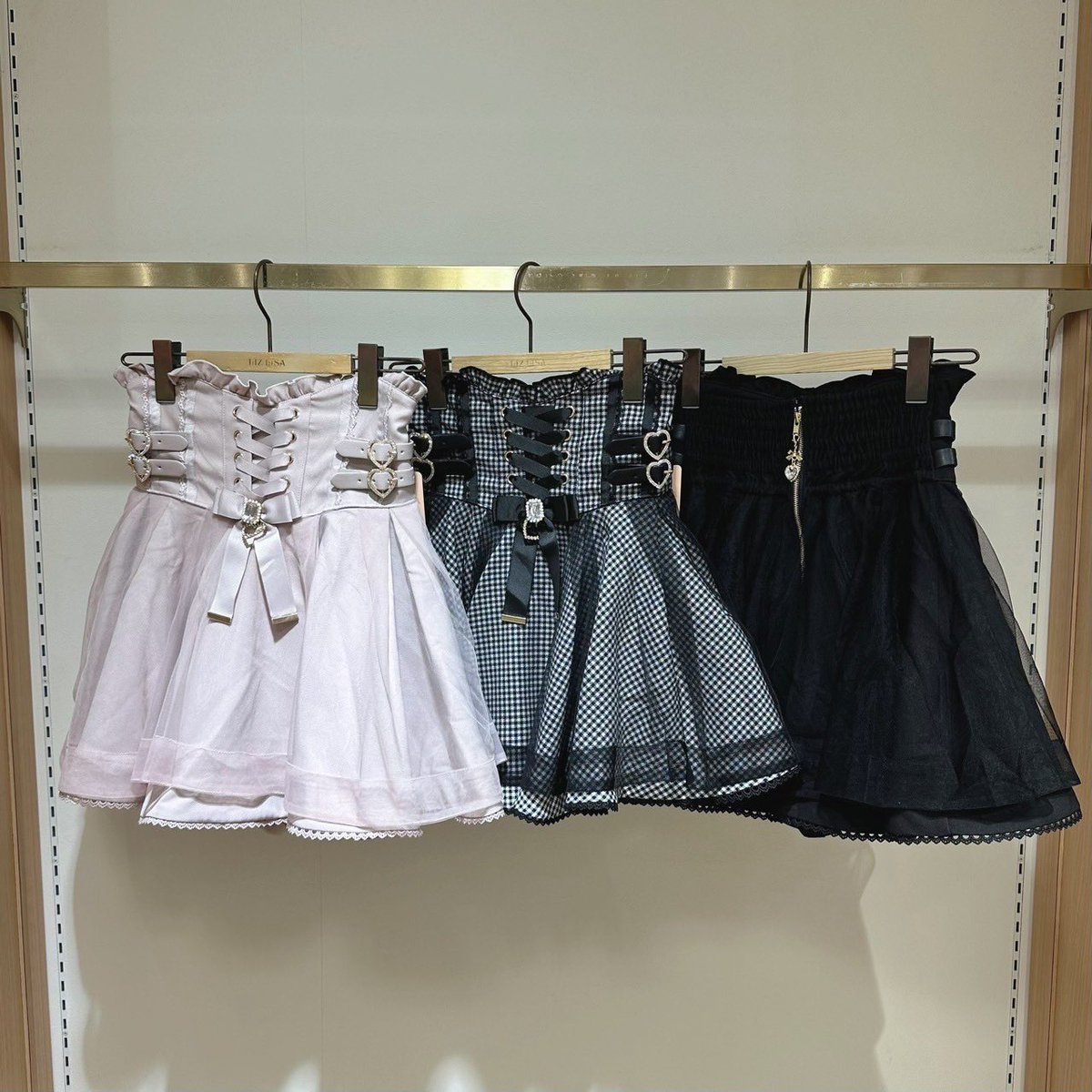 ❤︎ 𝐋𝐈𝐙 𝐋𝐈𝐒𝐀 近鉄Pass'e店 ❤︎ #レースアップコルセット