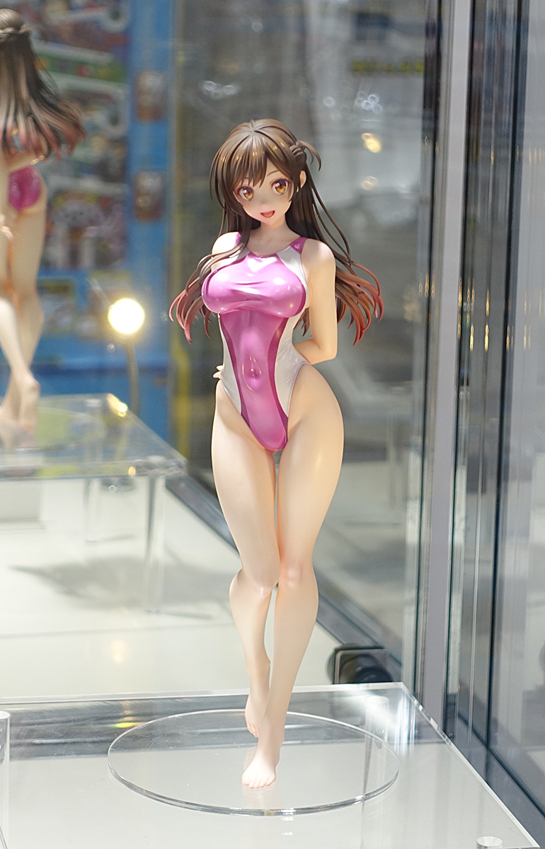 TVアニメ『彼女、お借りします』よりフィギュア化のAMAKUNI「水原千鶴