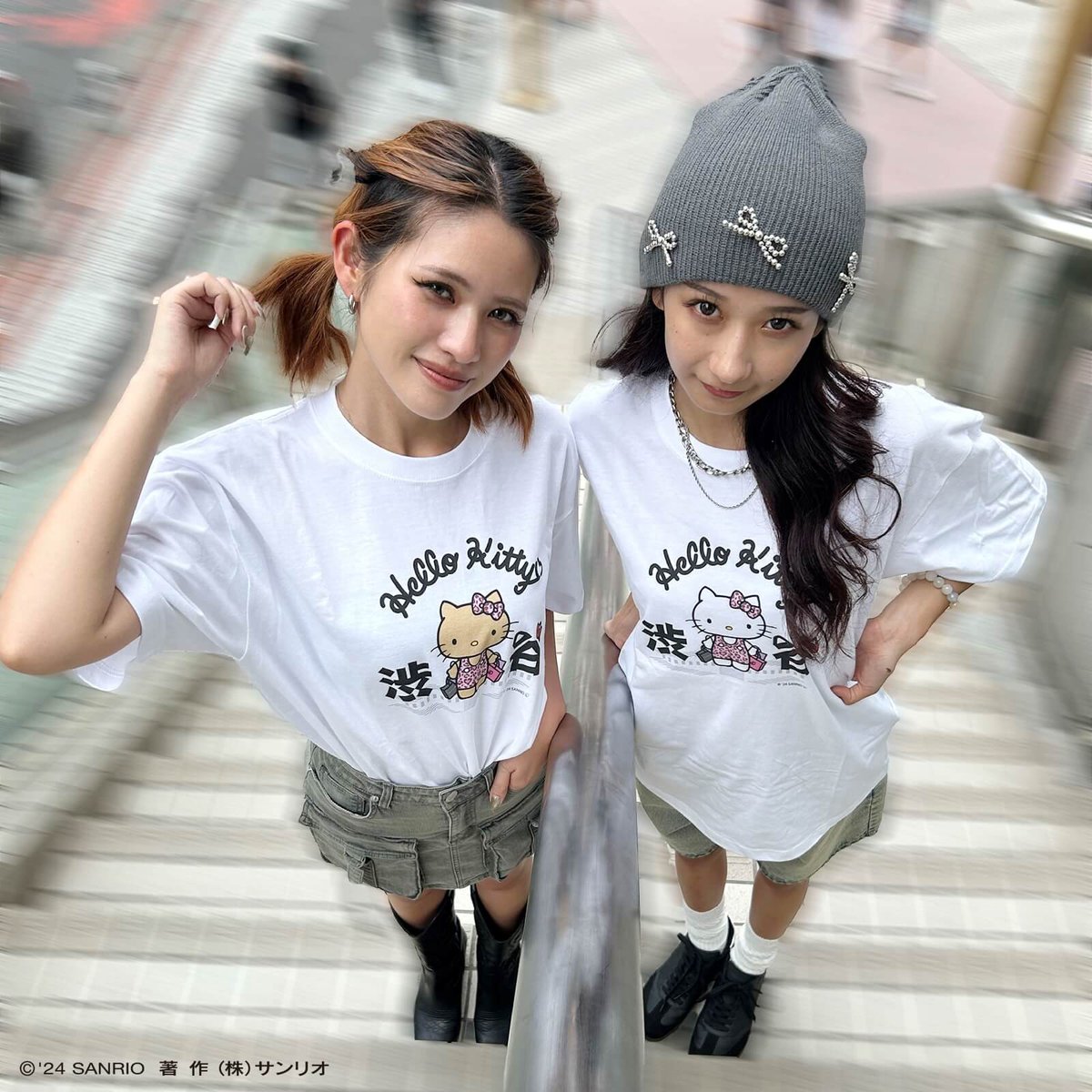 Answer4 HelloHelloHelloHelloKitty TシャツM アンサーフォー / T