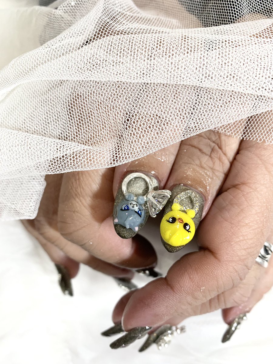 zelnail_mina / ネイルチップ/痛ネイル/推しネイル/岡山/鳥取