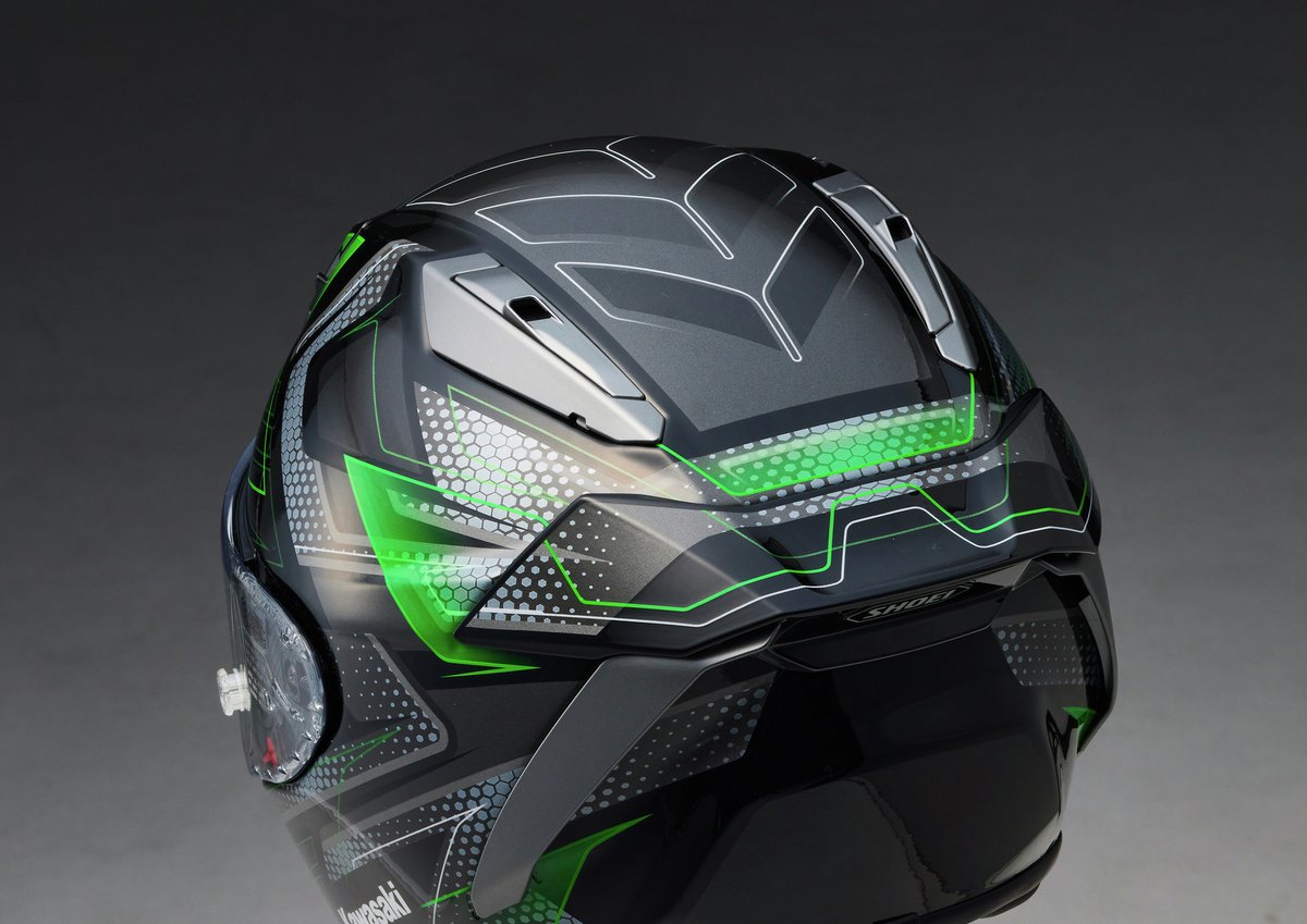 SHOEIとのコラボモデル『カワサキ X-Fifteen エスカレート』が2025年1