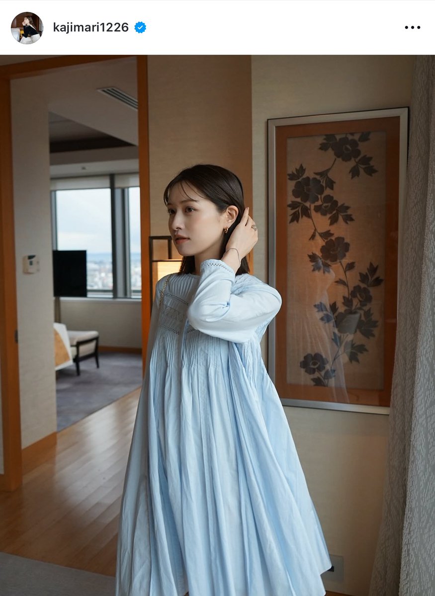 Laube Blancの新作、Pin-tuck Lace Mini Dressが気になります