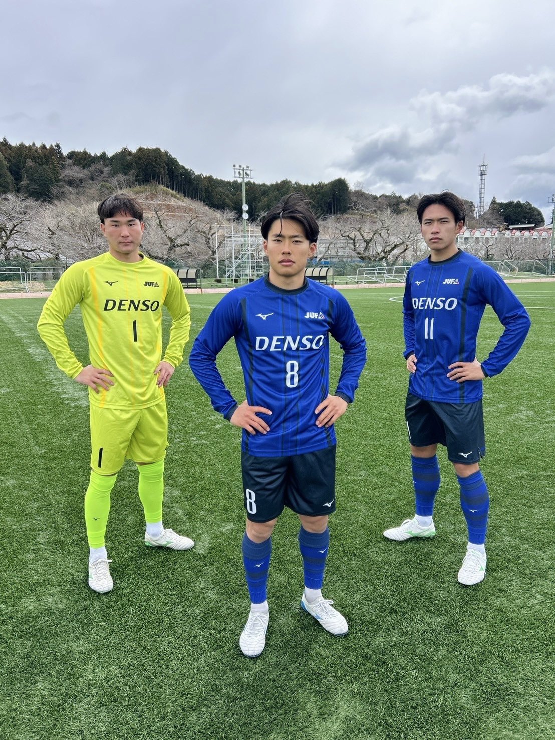 ジュビロ磐田 2XL 黒 シャツ 選手支給 練習着 ジュビロ磐田 2XL 黒