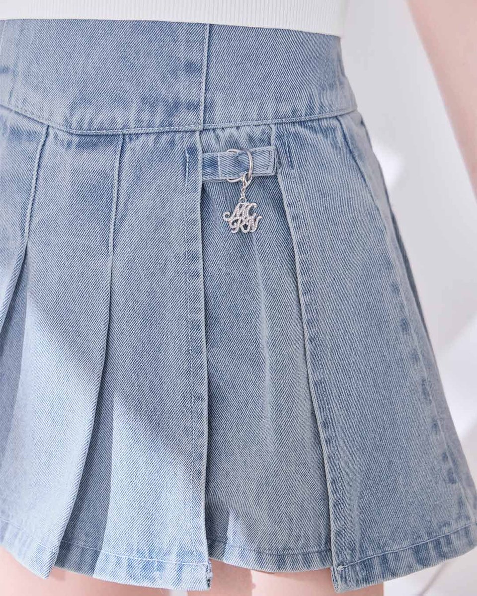 𝐑𝐄𝐒𝐓𝐎𝐂𝐊 】 デニムプリーツがかわいいSNSでも話題のスカパンが