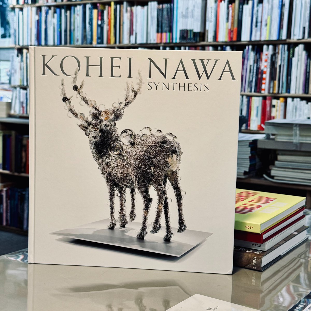 OPEN】 本日の営業も午後6時半までです。 2011年に東京都現代美術館で