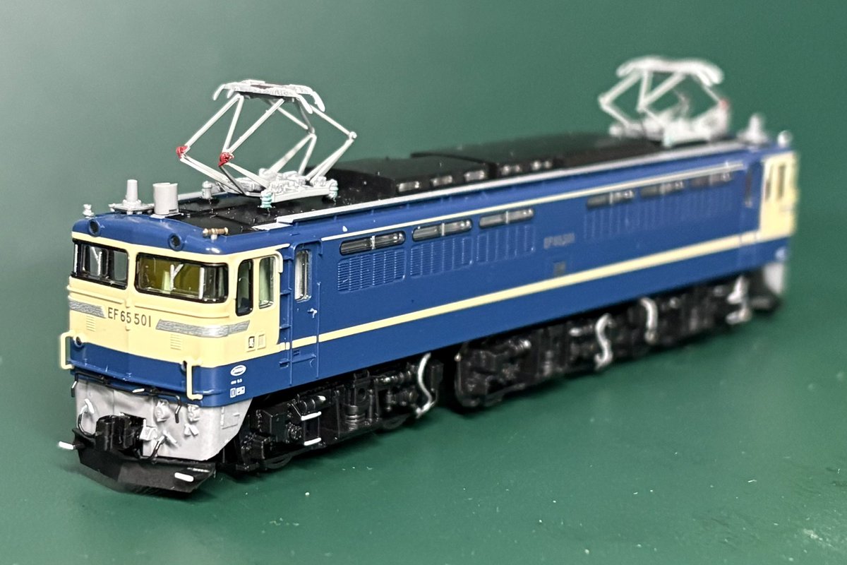 EF65 501(H28 最終全検)が竣工しました。先日発売したTOMIX 7116を