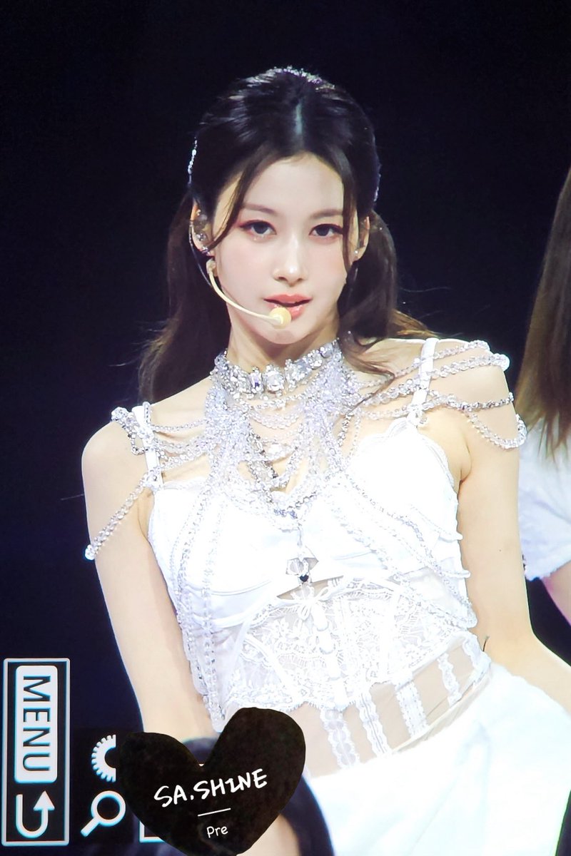 Post by sana this sana that 🍒 on X: PRINCESS