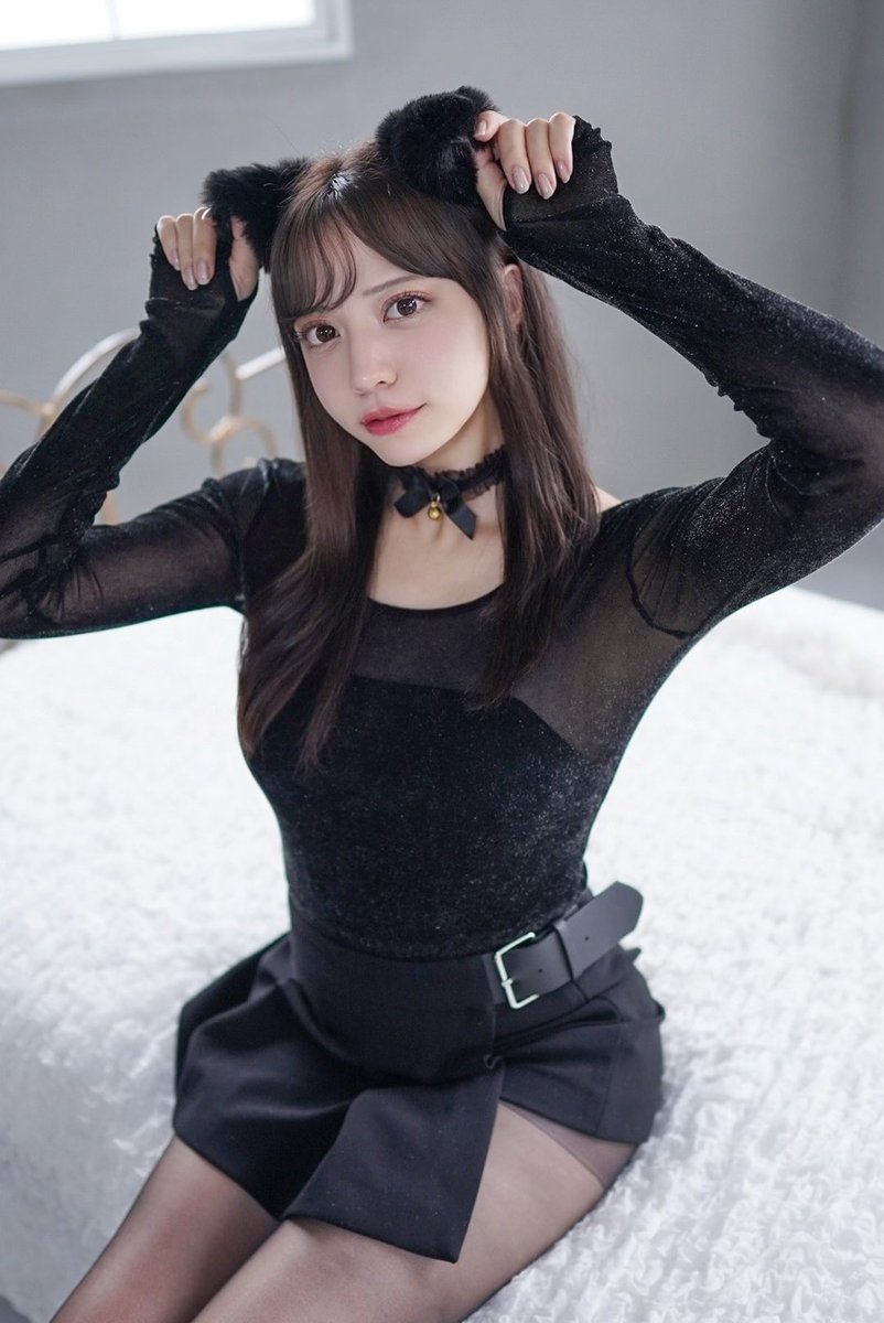 にゃんにゃん 猫の日🐈‍⬛♡ 📸@zebrafox47